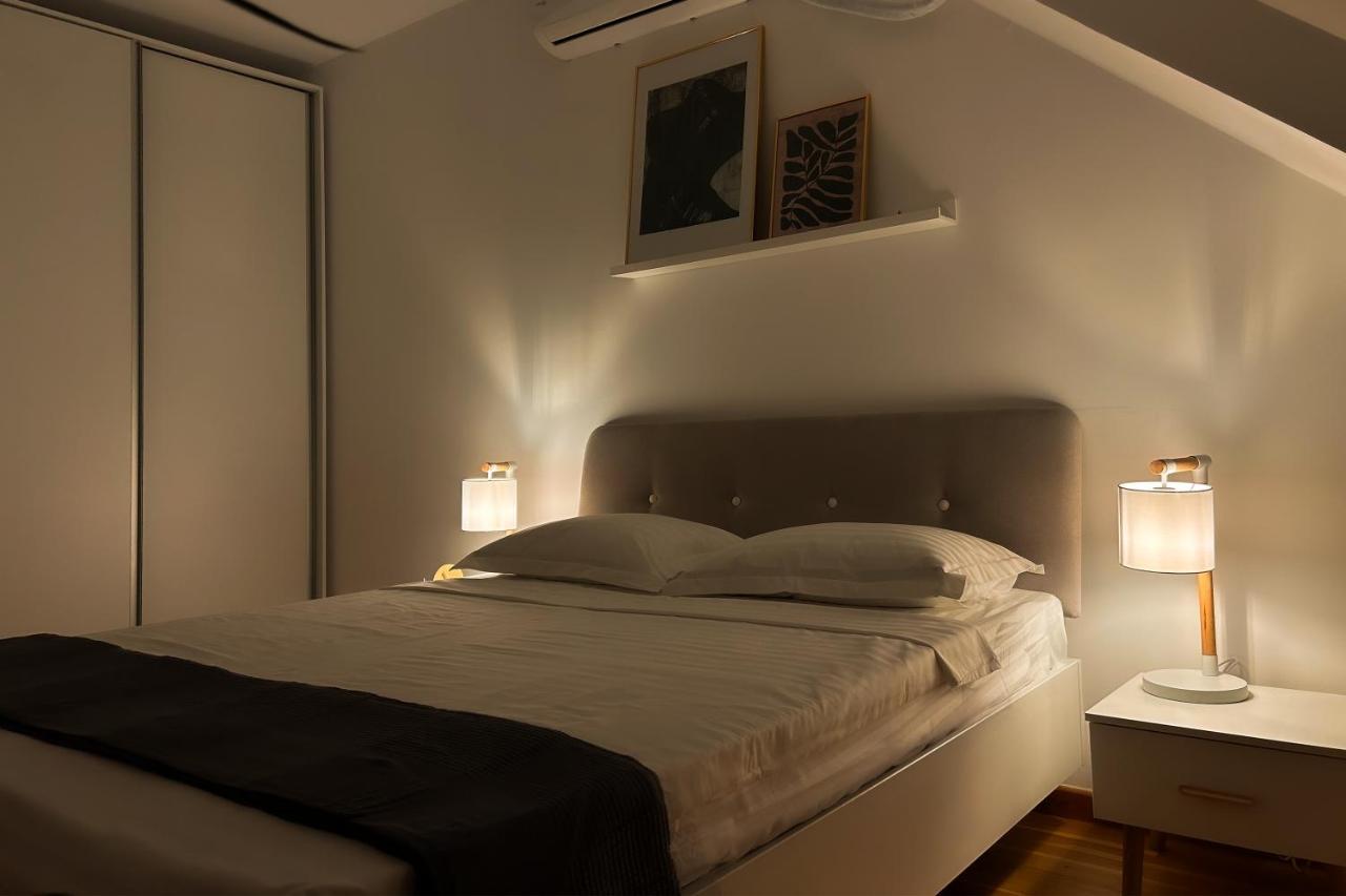 Downtown C22 Apartment Bukares Bagian luar foto