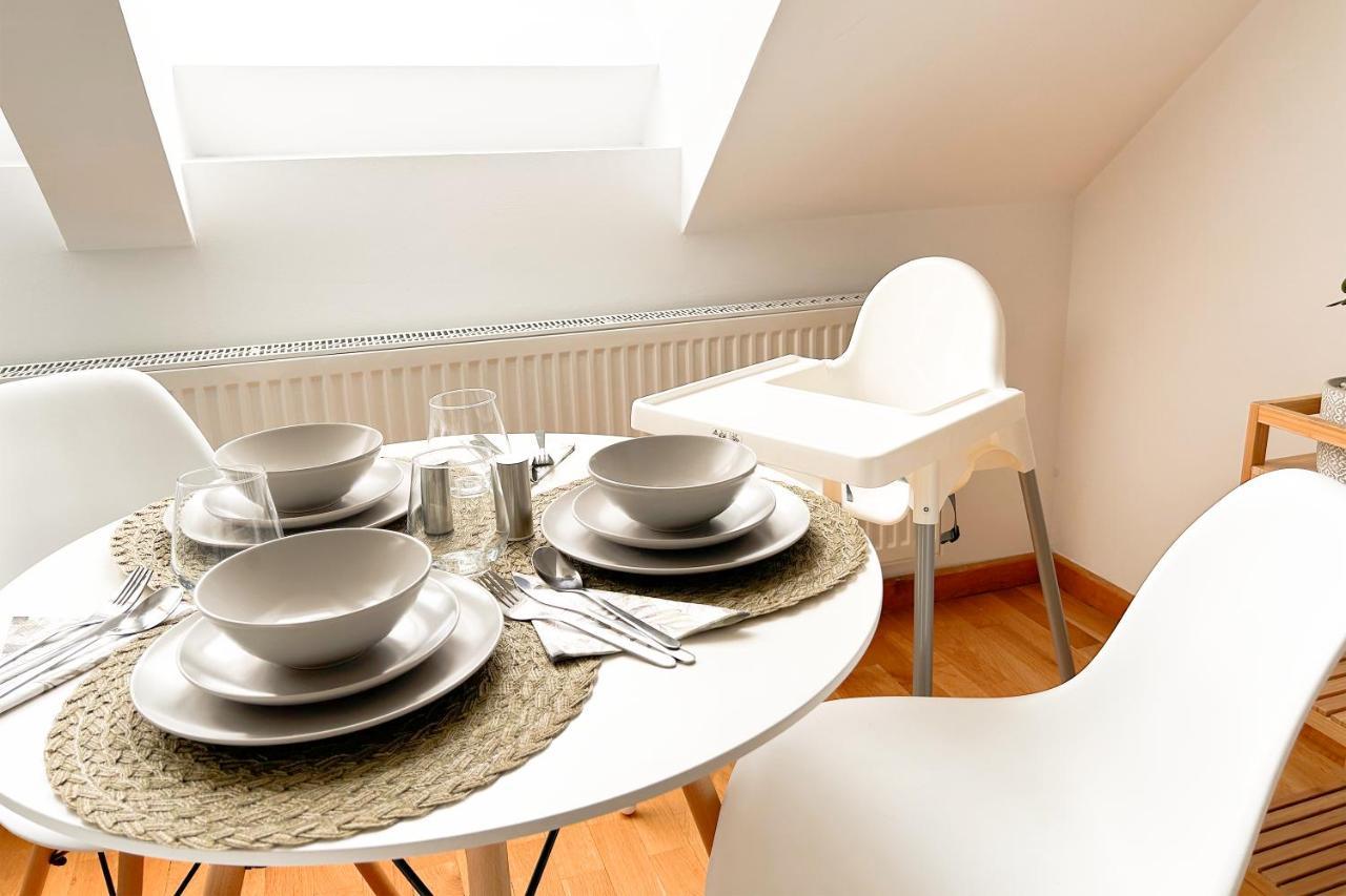 Downtown C22 Apartment Bukares Bagian luar foto
